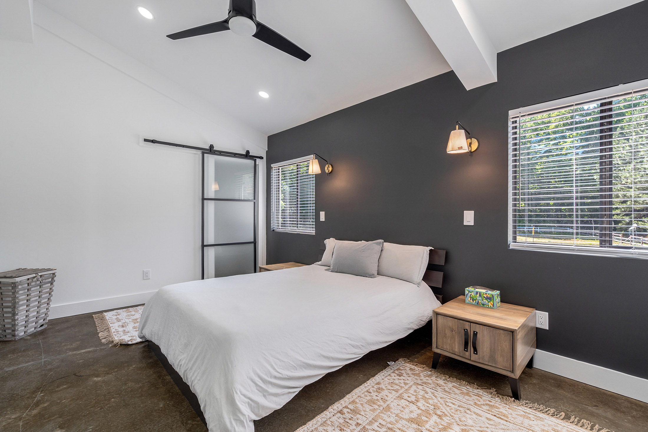 Fully Renovated Estate Blends Luxury, Flexibility & Resort-Style Living - 物件實景