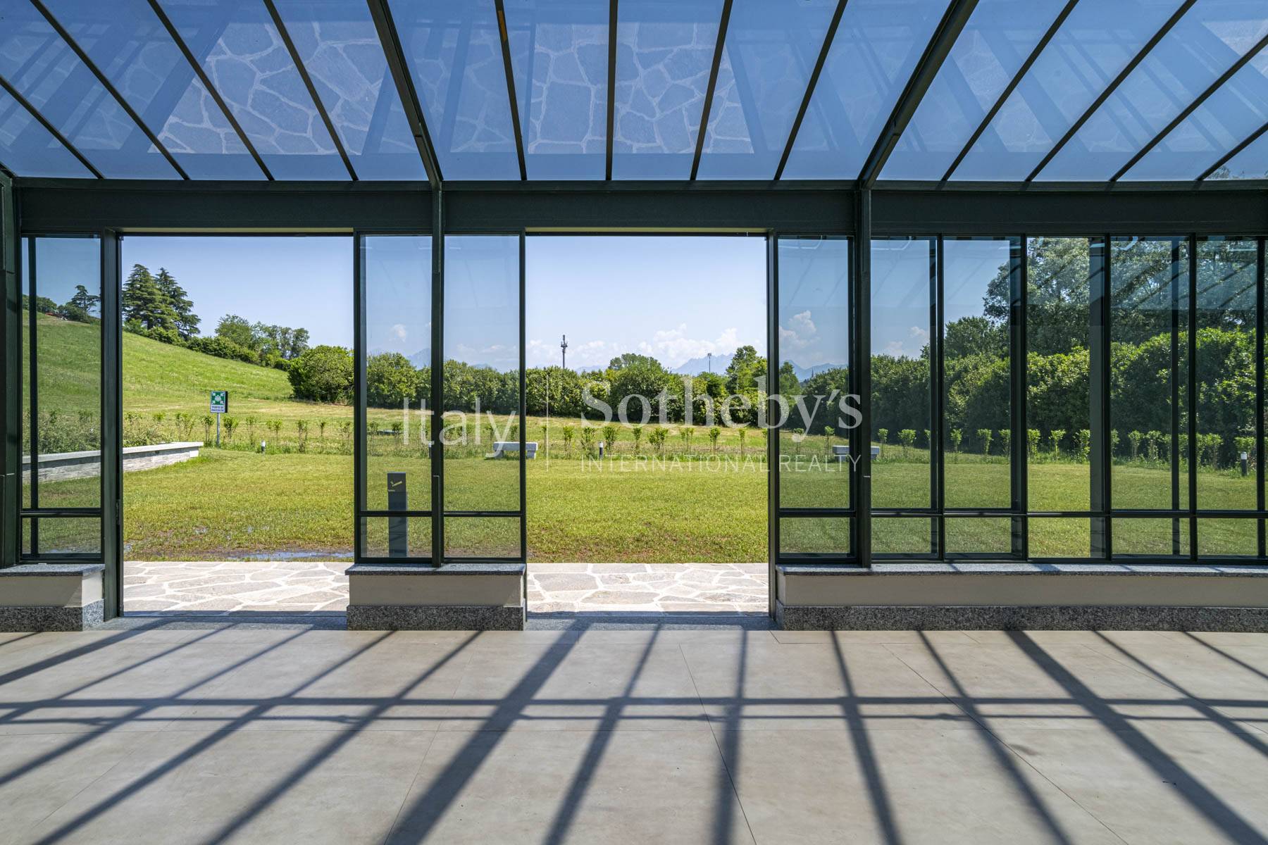  Distinguished villa with private art park and olive grove - 物件實景