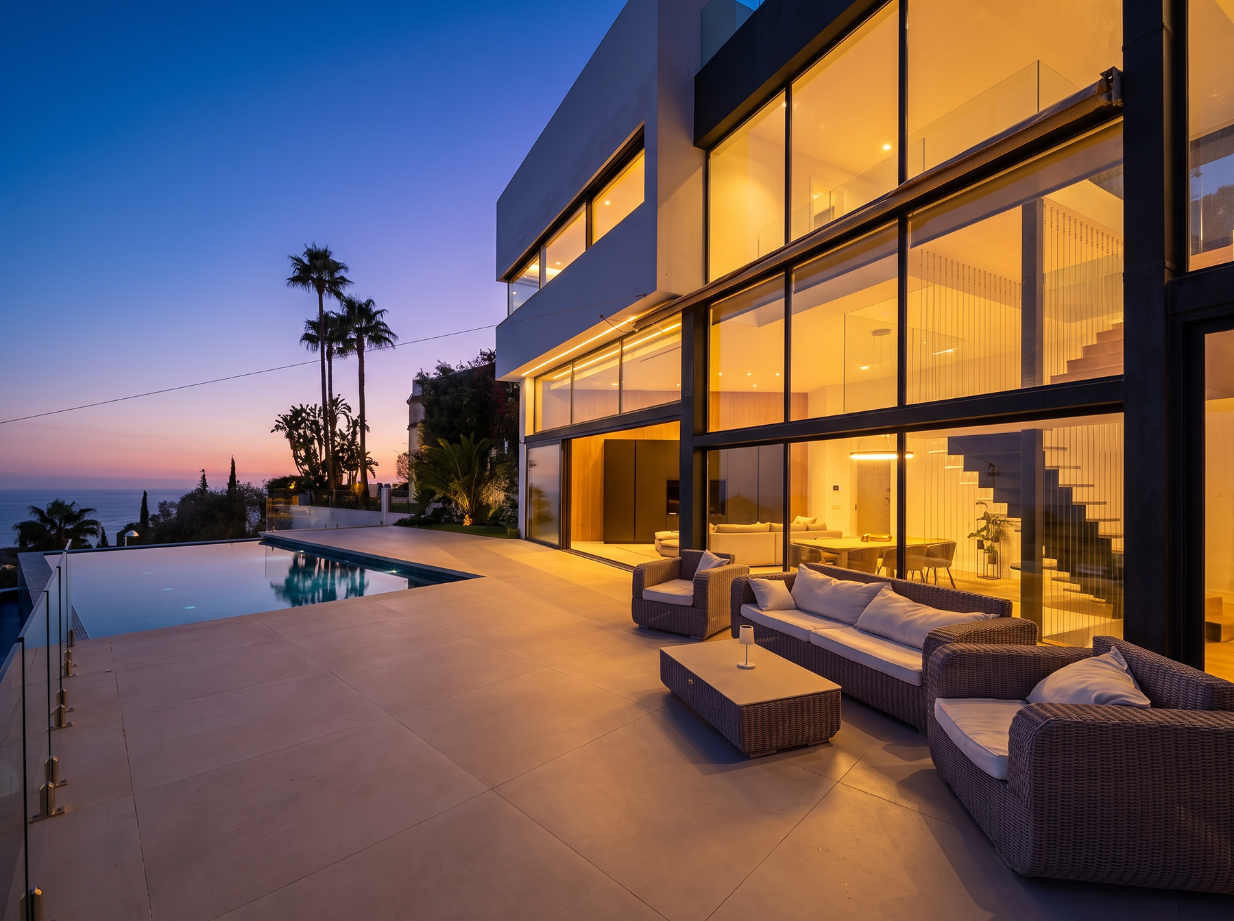  Contemporary Villa with Panoramic Sea Views in Altos de los Monteros - 物件實景
