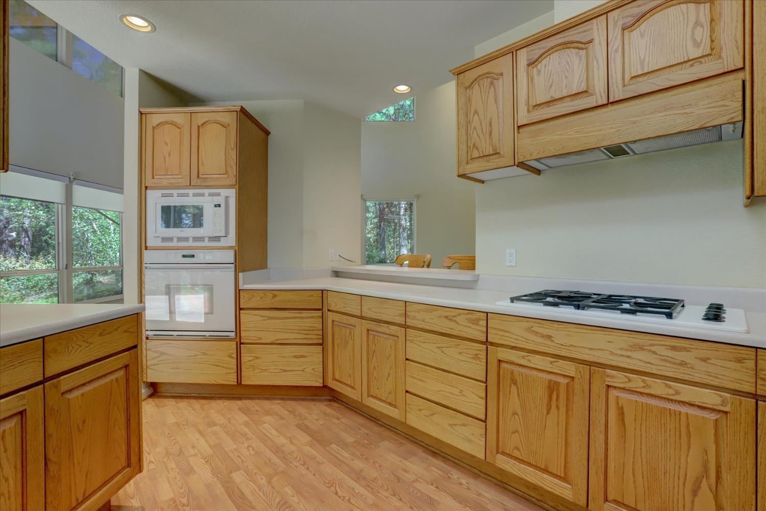 Nevada City, California, 95959, United States, 3 Bedrooms Bedrooms, ,3 BathroomsBathrooms,Residential,For Sale,1928446