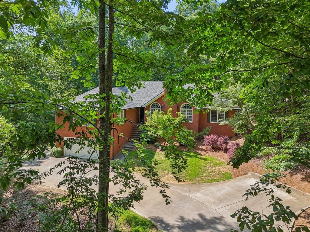 Flowery Branch, Georgia, 30542, United States, 4 Bedrooms Bedrooms, ,3 BathroomsBathrooms,Residential,For Sale,1923417