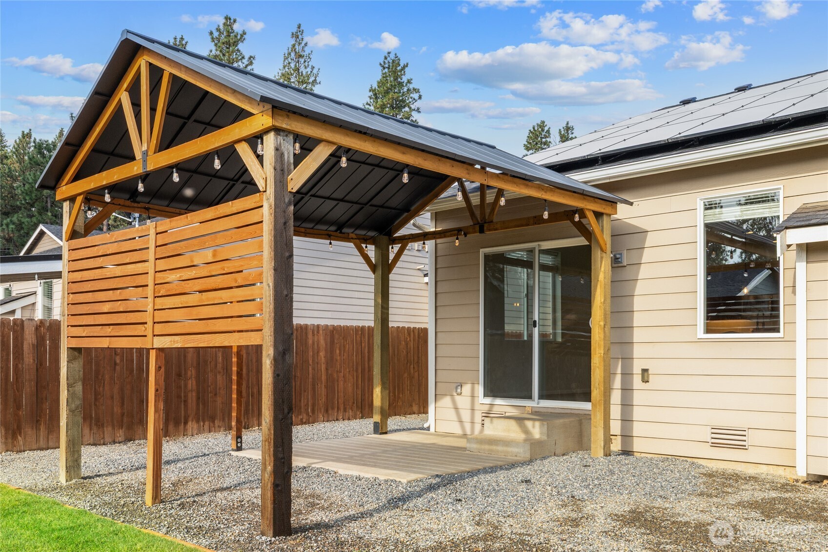Cle Elum, Washington, 98922, United States, 3 Bedrooms Bedrooms, ,1 BathroomBathrooms,Residential,For Sale,1935300
