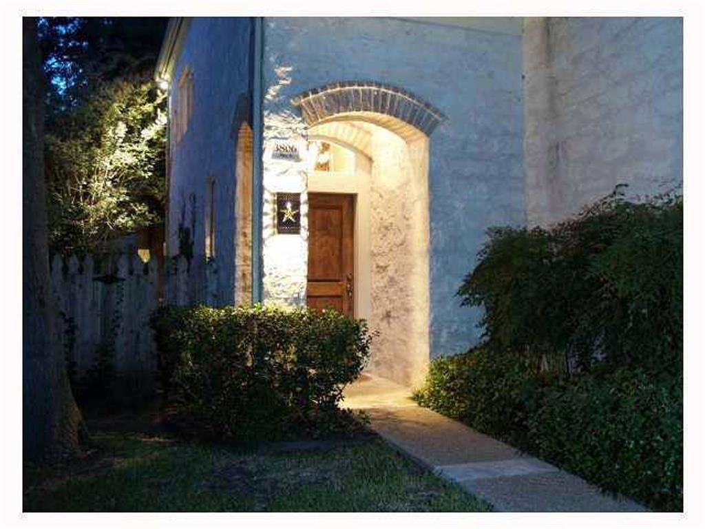 3806 Bailey Ln Unit G-1, Austin, Texas, 78756, United States, 2 Bedrooms Bedrooms, ,3 BathroomsBathrooms,Residential,For Sale,3806 Bailey Ln Unit G-1,1619925