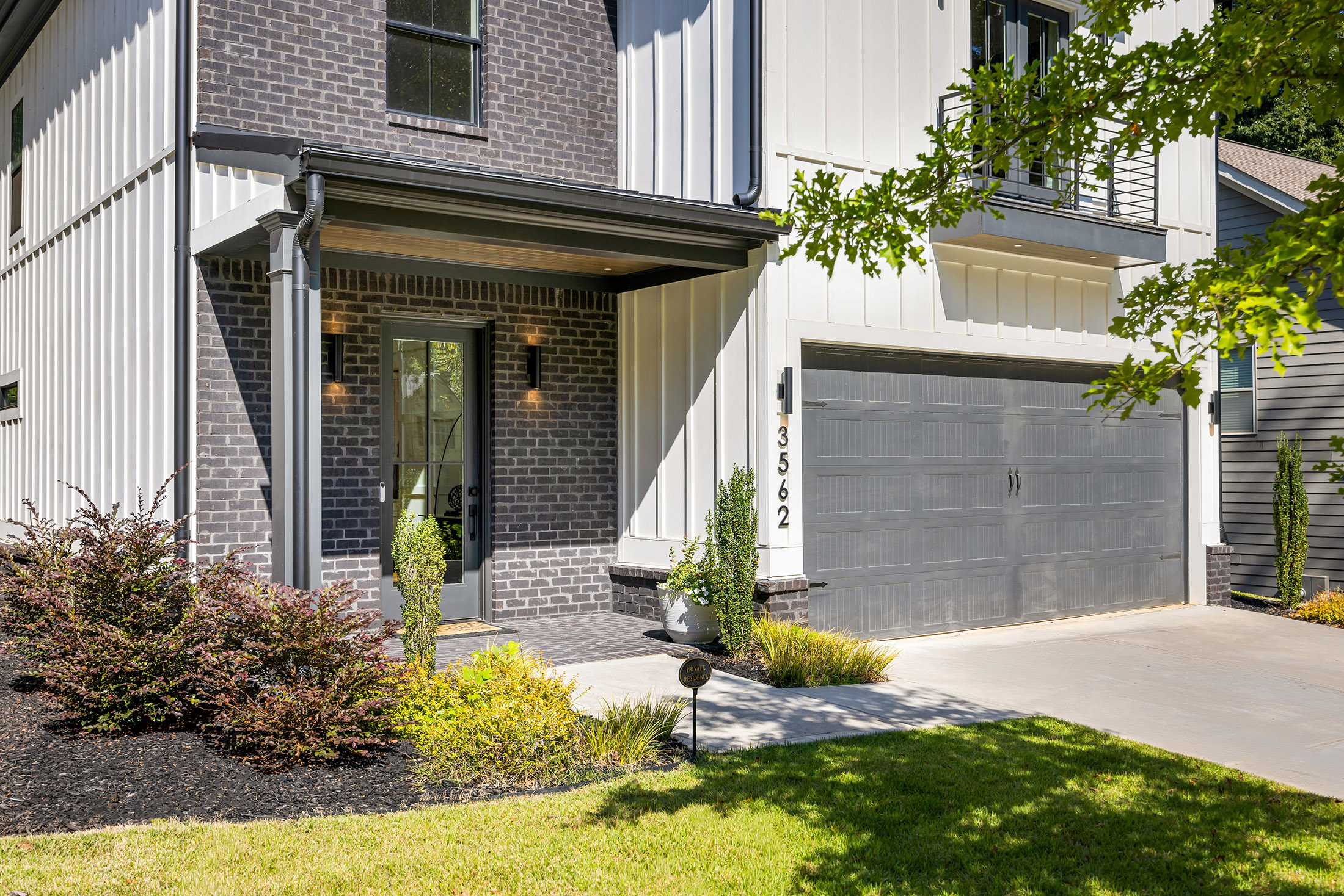  Luxury, Privacy & Convenience—All in One Stunning Smyrna Home - 物件實景