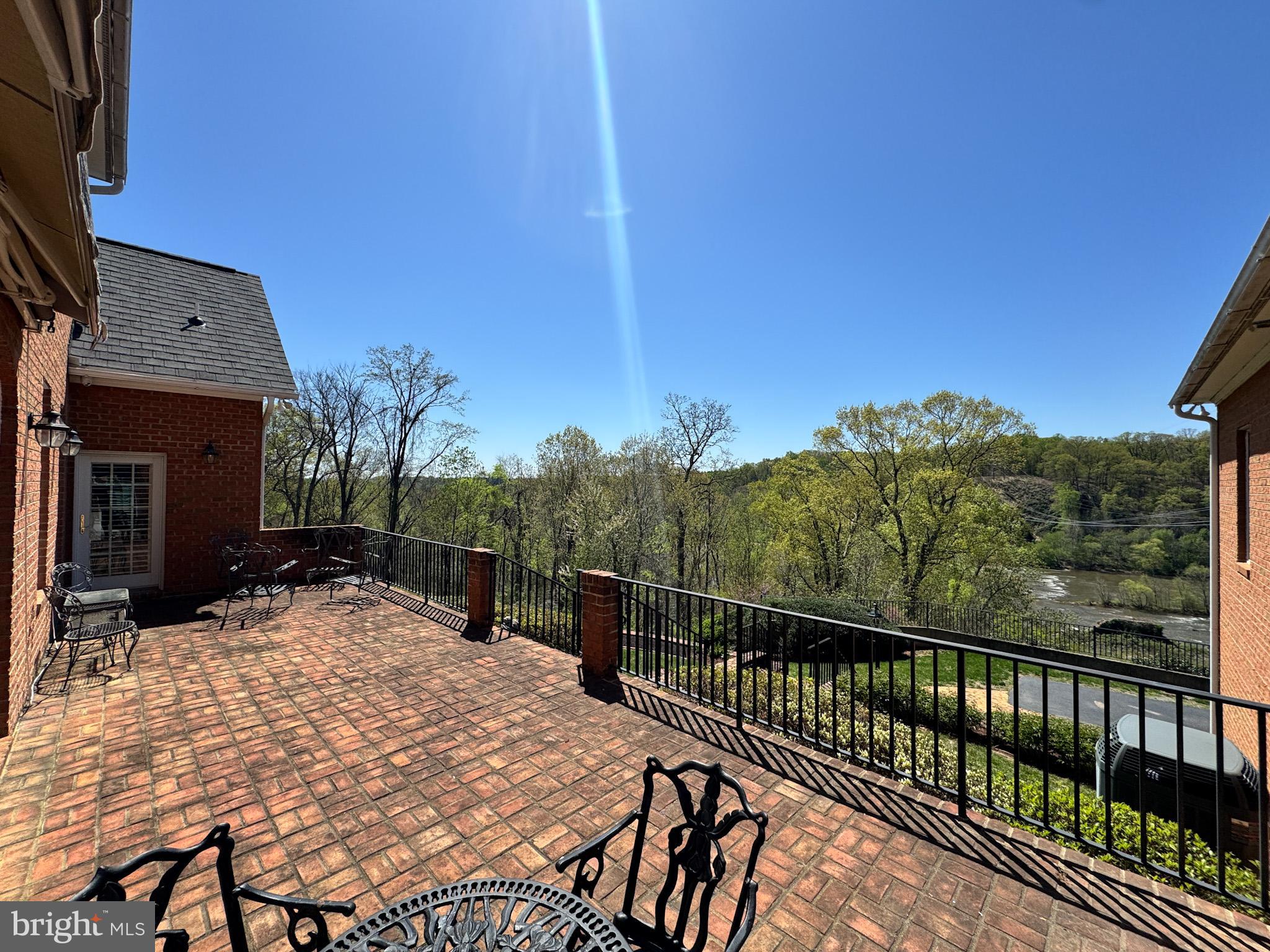 Fredericksburg, Virginia, 22405, United States, 5 Bedrooms Bedrooms, ,6 BathroomsBathrooms,Residential,For Sale,1765368