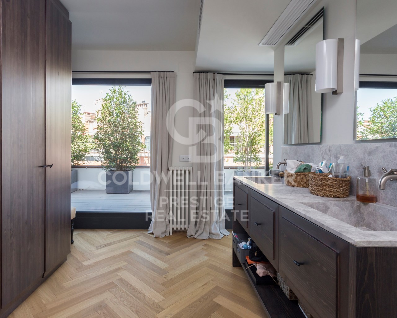 Barcelona, Catalonia, ES, 2 Bedrooms Bedrooms, ,3 BathroomsBathrooms,Residential,For Sale,1449046