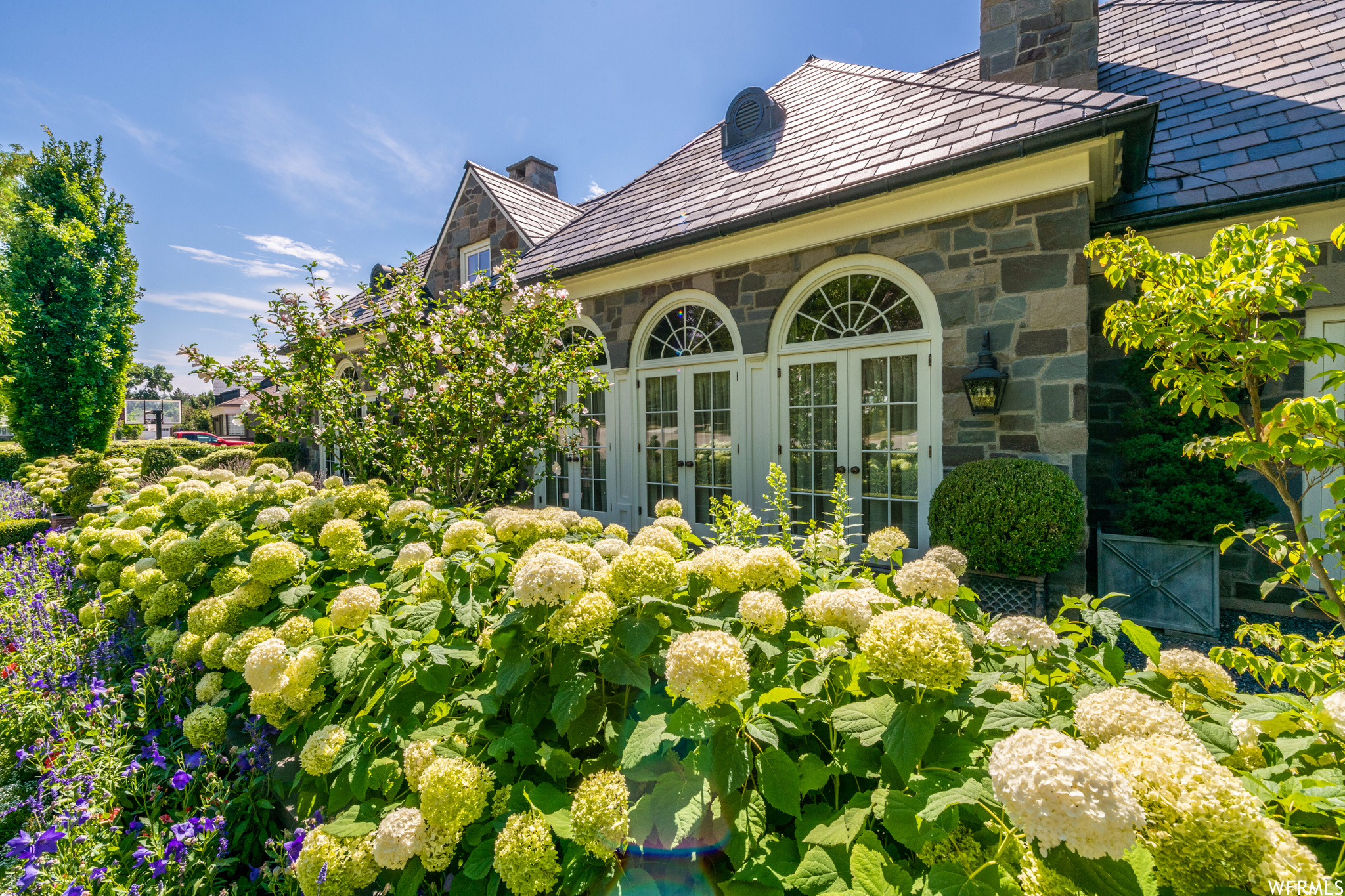 2304 S Oneida St, Salt Lake City, Utah, 84109, United States, 7 Bedrooms Bedrooms, ,6 BathroomsBathrooms,Residential,For Sale,2304 S Oneida St,1664070