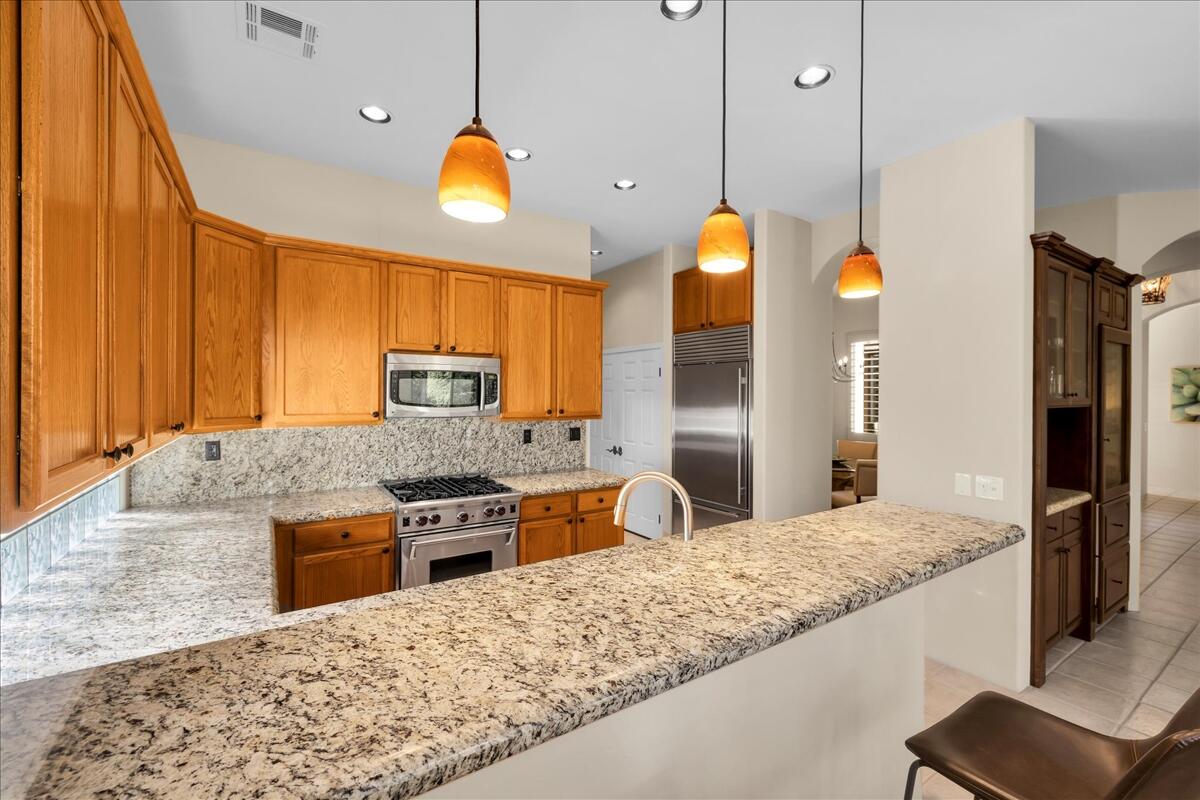 Palm Desert, California, 92211, United States, 3 Bedrooms Bedrooms, ,2 BathroomsBathrooms,Residential,For Sale,1996172