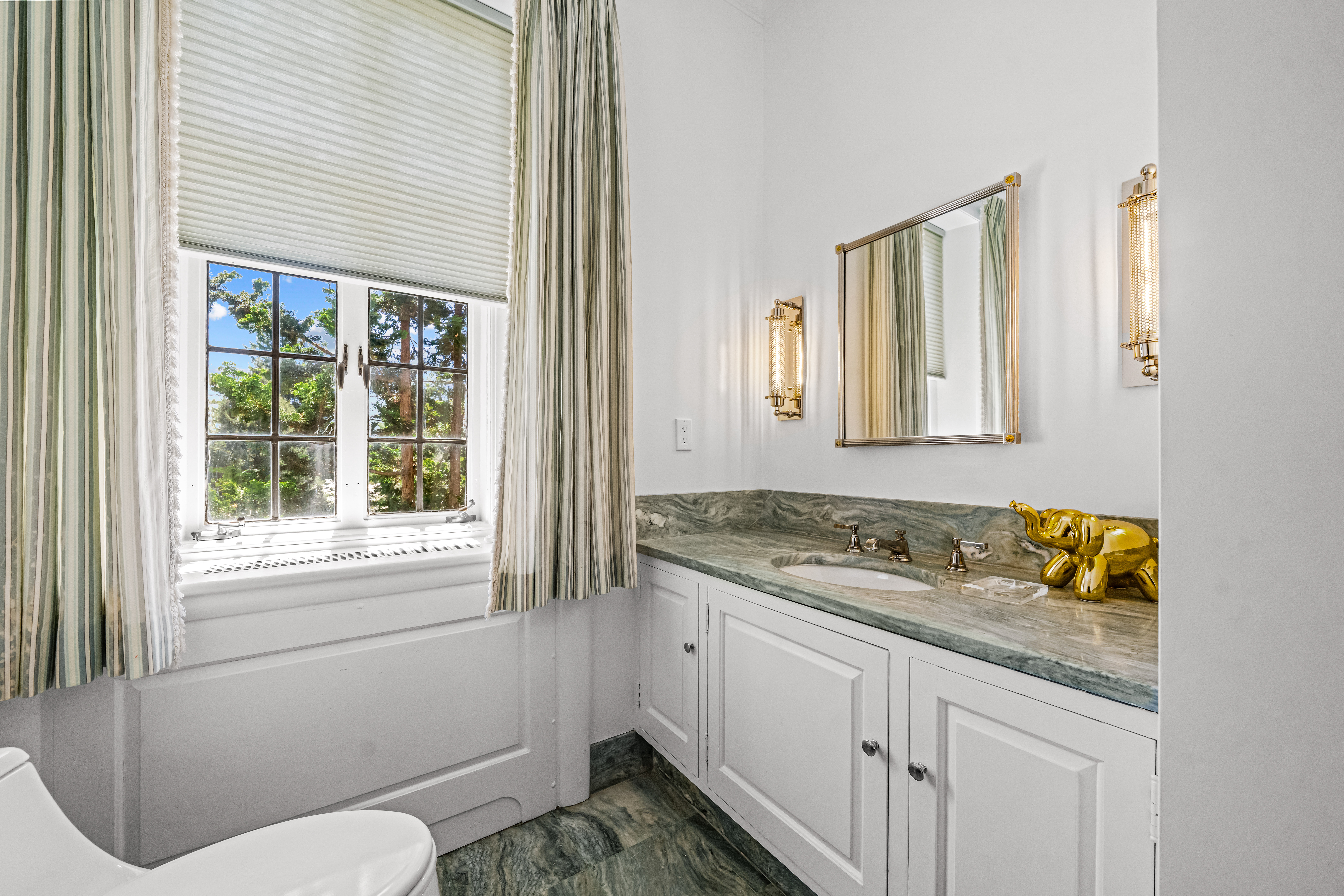  220 Ravenscliff Road, Saint Davids, PA 19087 - 物件實景