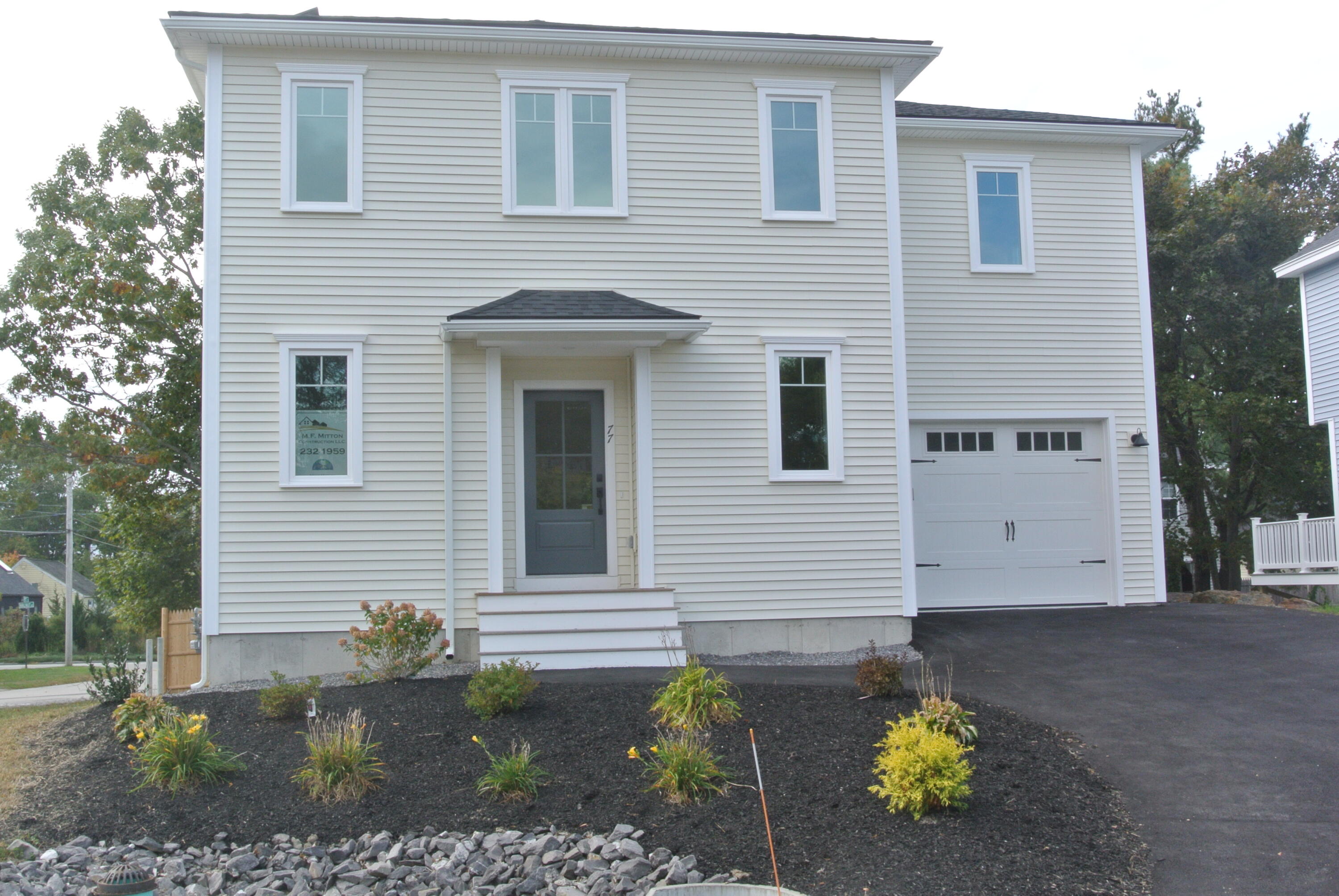 South Portland, Maine, 04106, United States, 3 Bedrooms Bedrooms, ,4 BathroomsBathrooms,Residential,For Sale,1966716