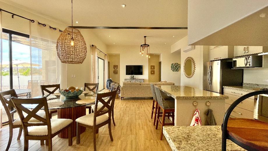 LAS PERLAS, Guaymas, Sonora, 85506, Mexico, 4 Bedrooms Bedrooms, ,6 BathroomsBathrooms,Residential,For Sale,LAS PERLAS,1622930