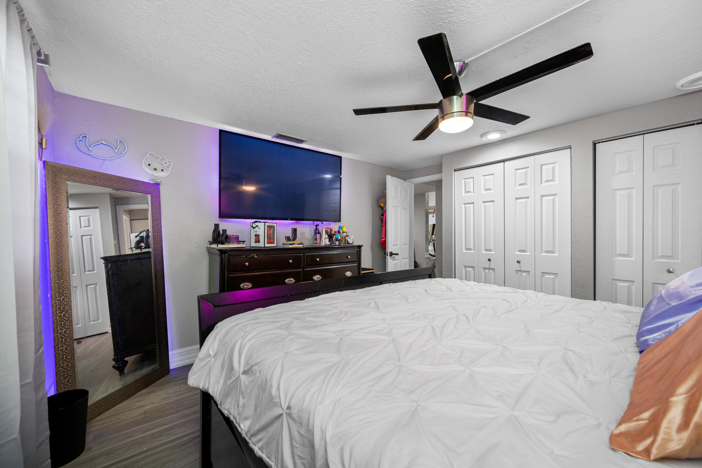 Tampa, Florida, 33615, United States, 4 Bedrooms Bedrooms, ,3 BathroomsBathrooms,Residential,For Sale,1900602
