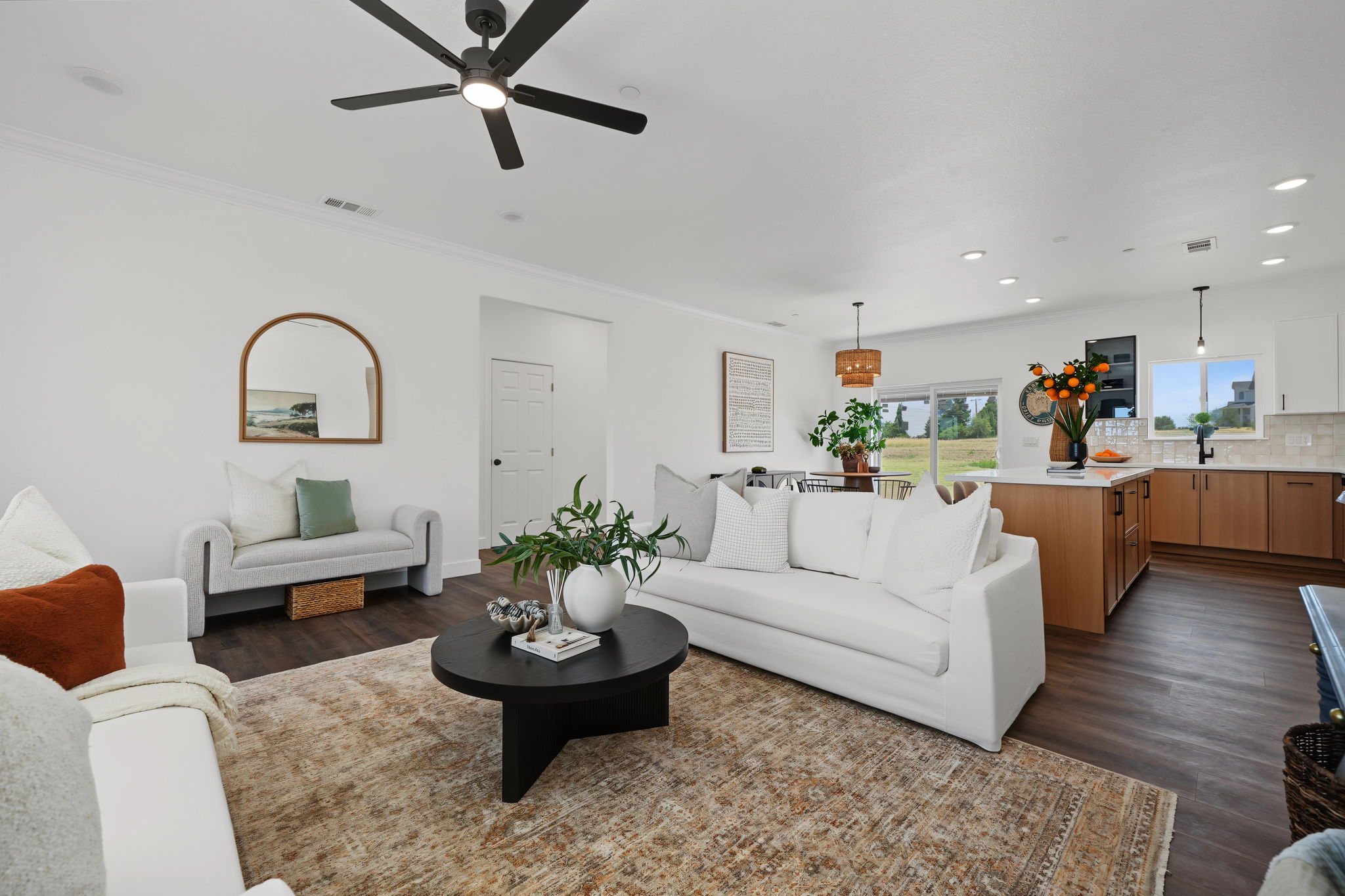  1916 Village Drive, Ione, CA 95640 - 物件實景