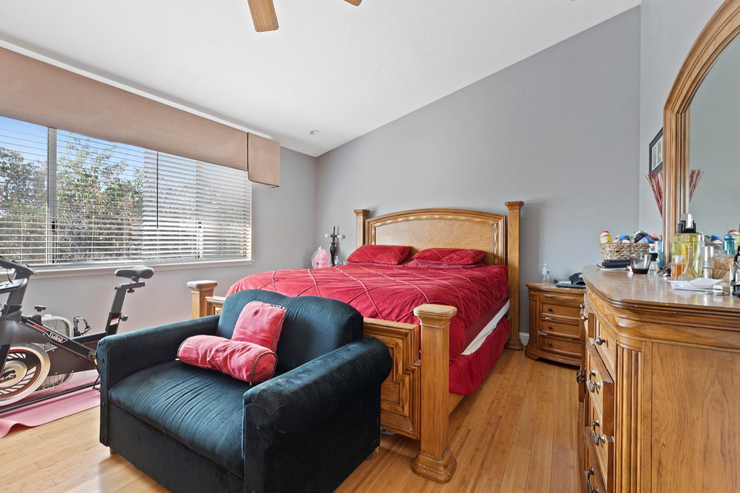 Tracy, California, 95376, United States, 5 Bedrooms Bedrooms, ,3 BathroomsBathrooms,Residential,For Sale,1931306