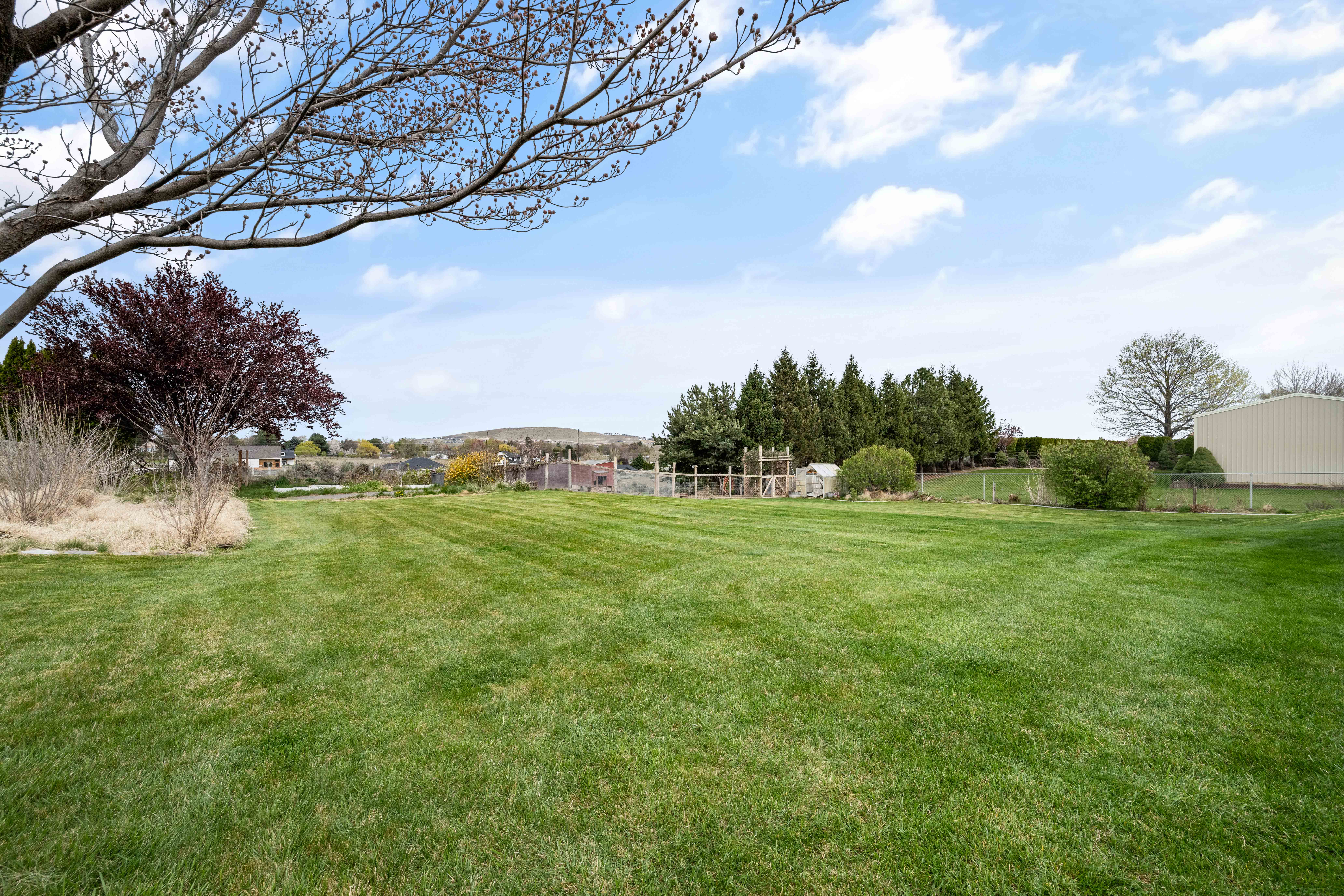  This Property Offers Flexibility for a Variety of Lifestyles - 物件實景