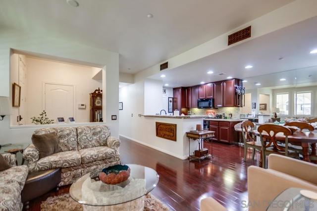 Santee, California, 92071, United States, 2 Bedrooms Bedrooms, ,2 BathroomsBathrooms,Residential,For Sale,1929099