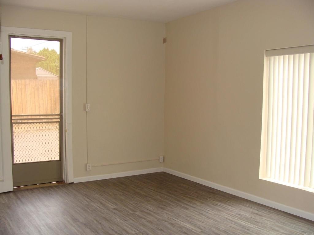 Lakeside, California, 92040, United States, 6 Bedrooms Bedrooms, ,3 BathroomsBathrooms,Residential,For Sale,1905871