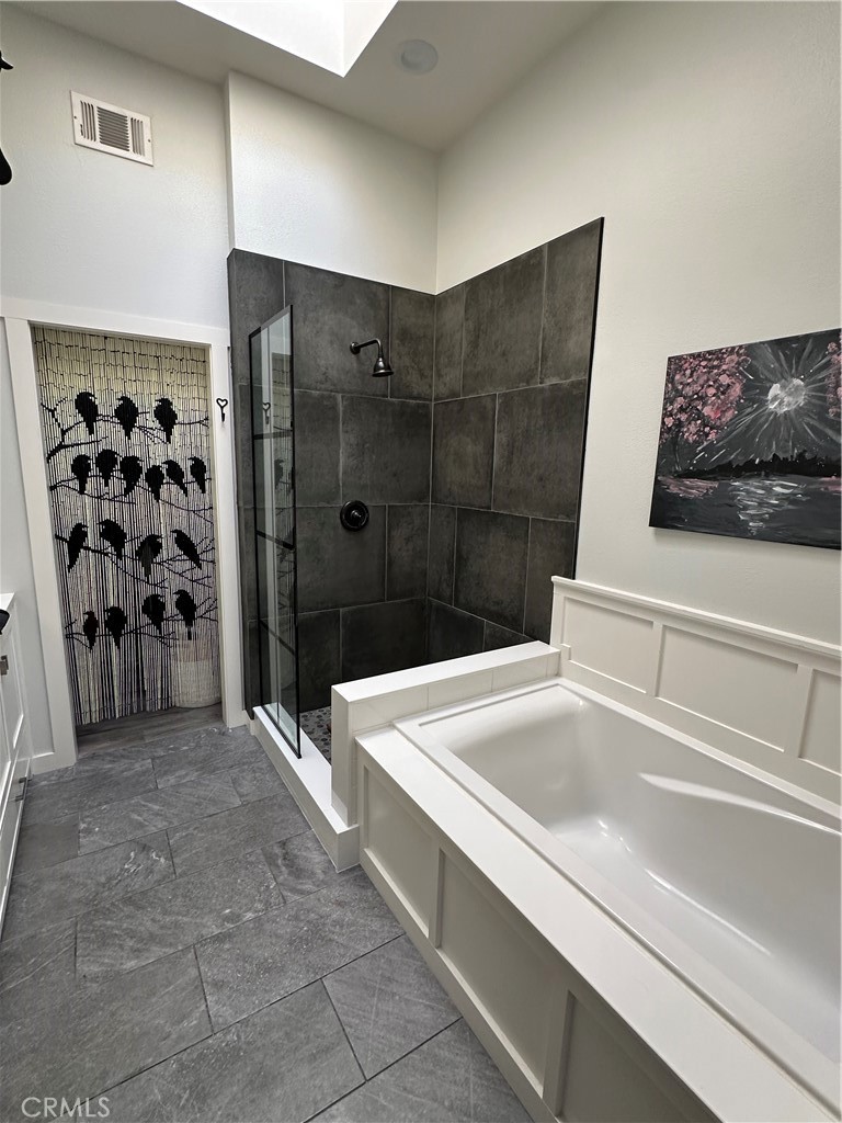 Fontana, California, 92336, United States, 3 Bedrooms Bedrooms, ,3 BathroomsBathrooms,Residential,For Sale,1992577