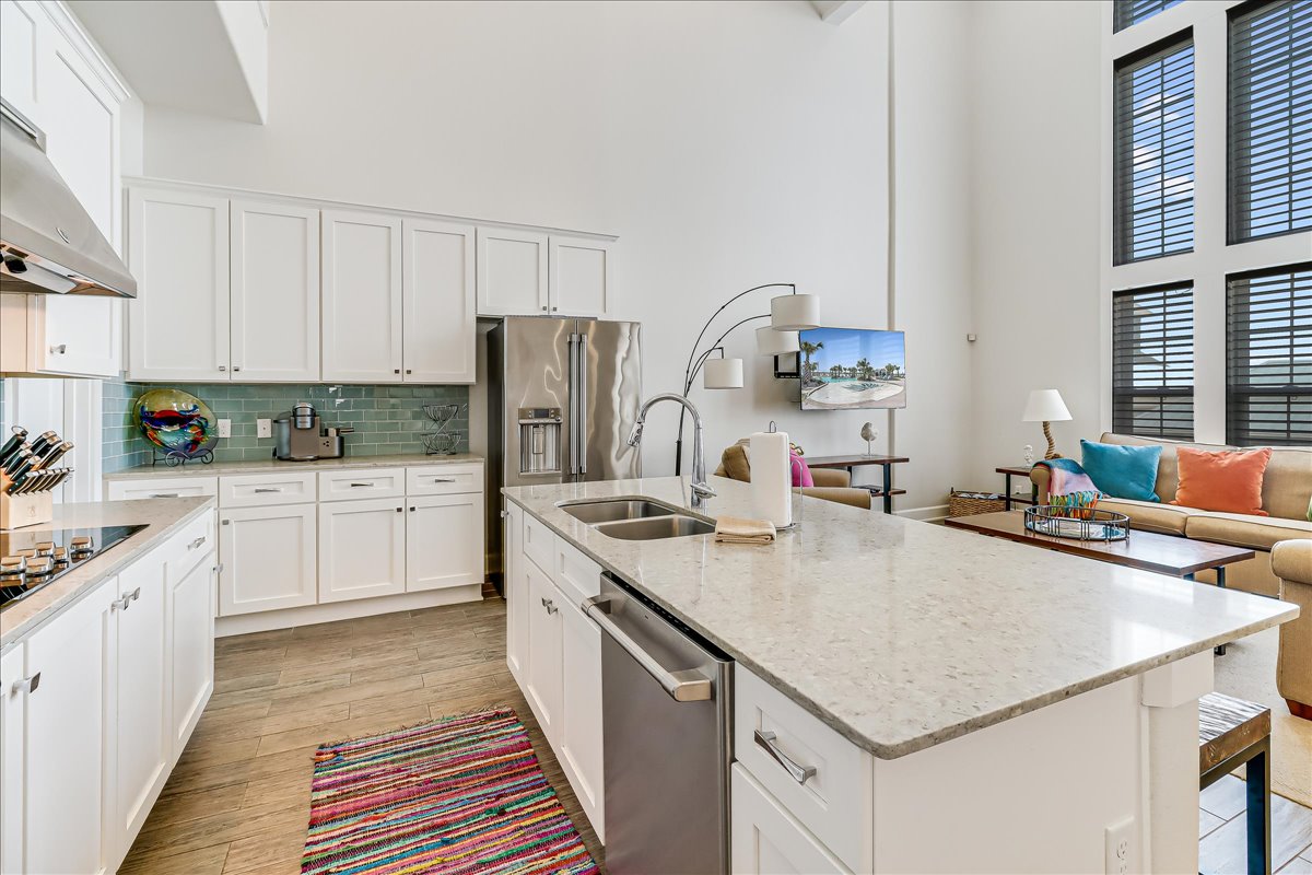 Port Aransas, Texas, 78373, United States, 3 Bedrooms Bedrooms, ,5 BathroomsBathrooms,Residential,For Sale,1994258