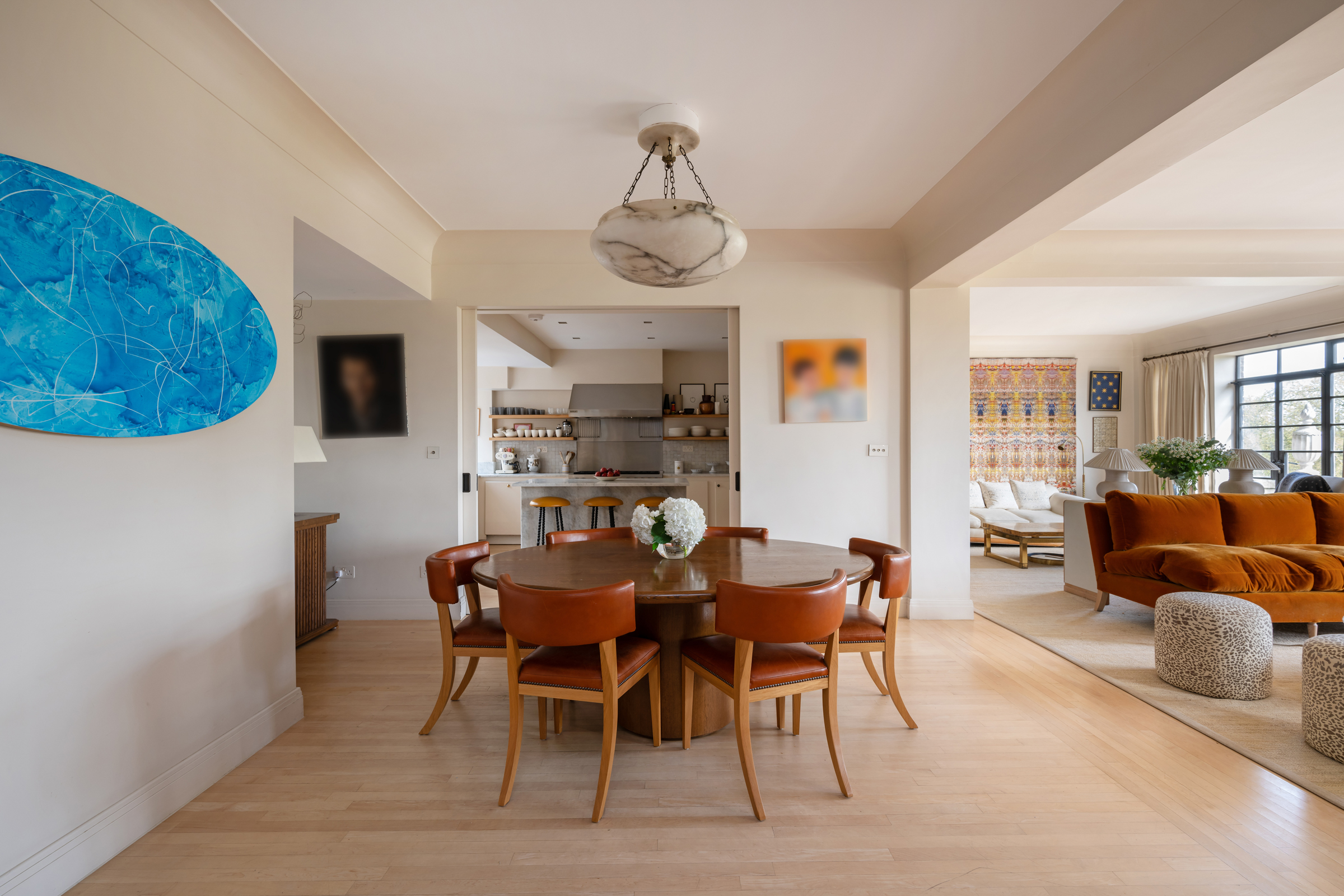  Fabulous fifth floor four bedroom apartment - 物件實景