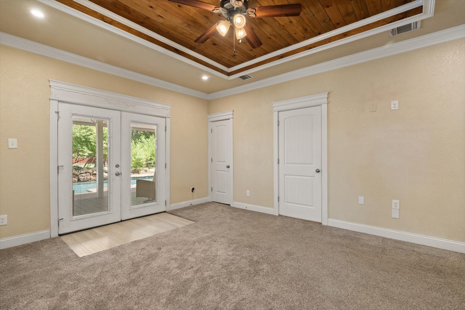 Quinlan, Texas, 75474, United States, 2 Bedrooms Bedrooms, ,2 BathroomsBathrooms,Residential,For Sale,1937387