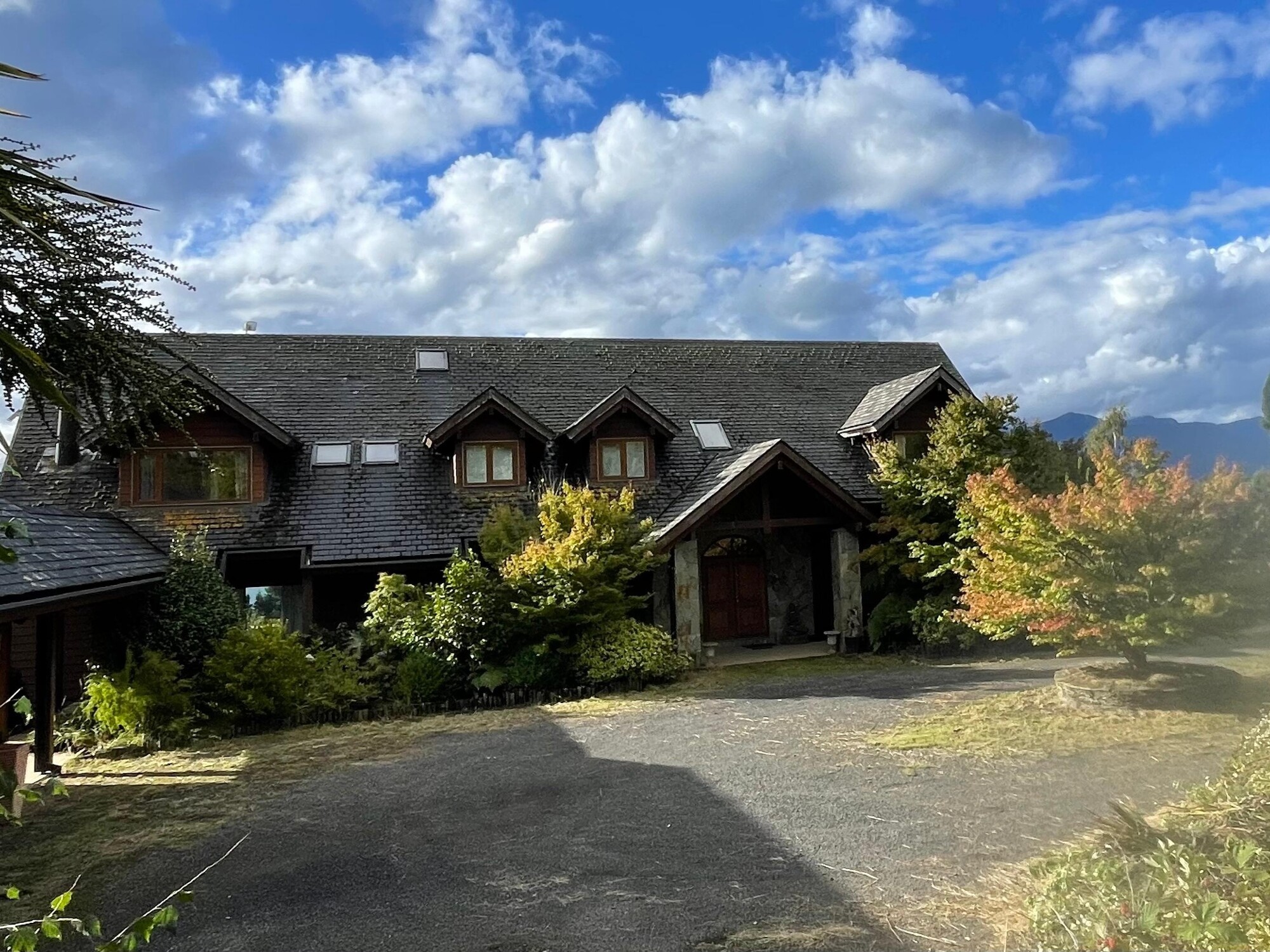  Villa Escorial – 8-Bedroom Lakefront Estate with Volcano Views, Pucón - 物件實景