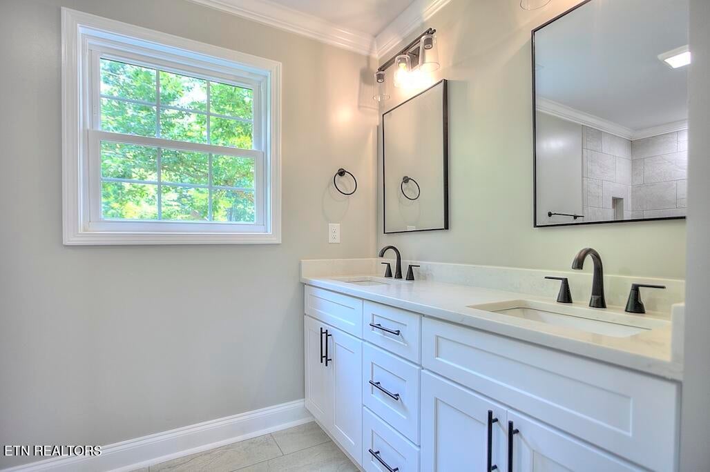 Maryville, Tennessee, 37803, United States, 4 Bedrooms Bedrooms, ,4 BathroomsBathrooms,Residential,For Sale,1874124