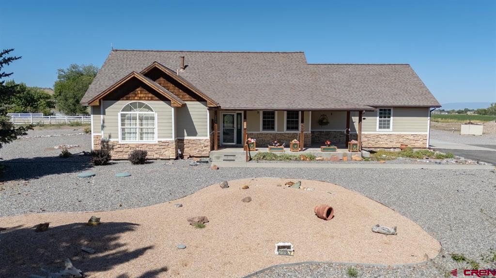 Montrose, Colorado, 81403, United States, 3 Bedrooms Bedrooms, ,2 BathroomsBathrooms,Residential,For Sale,1977225