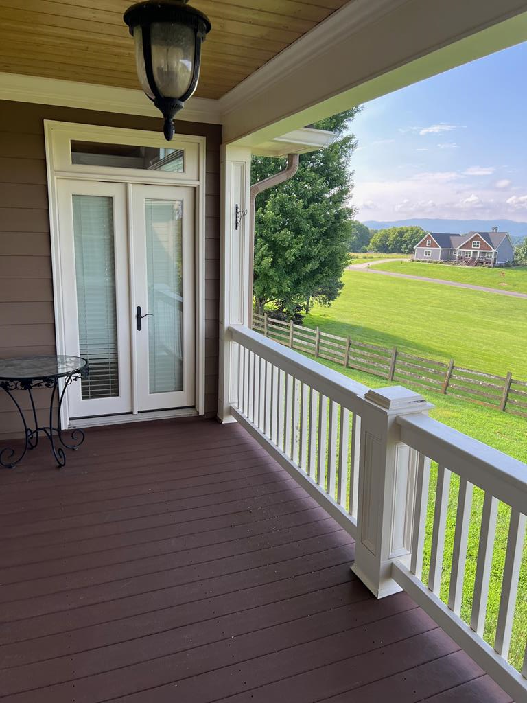 Ellijay, Georgia, 30536, United States, 4 Bedrooms Bedrooms, ,4 BathroomsBathrooms,Residential,For Sale,1876952
