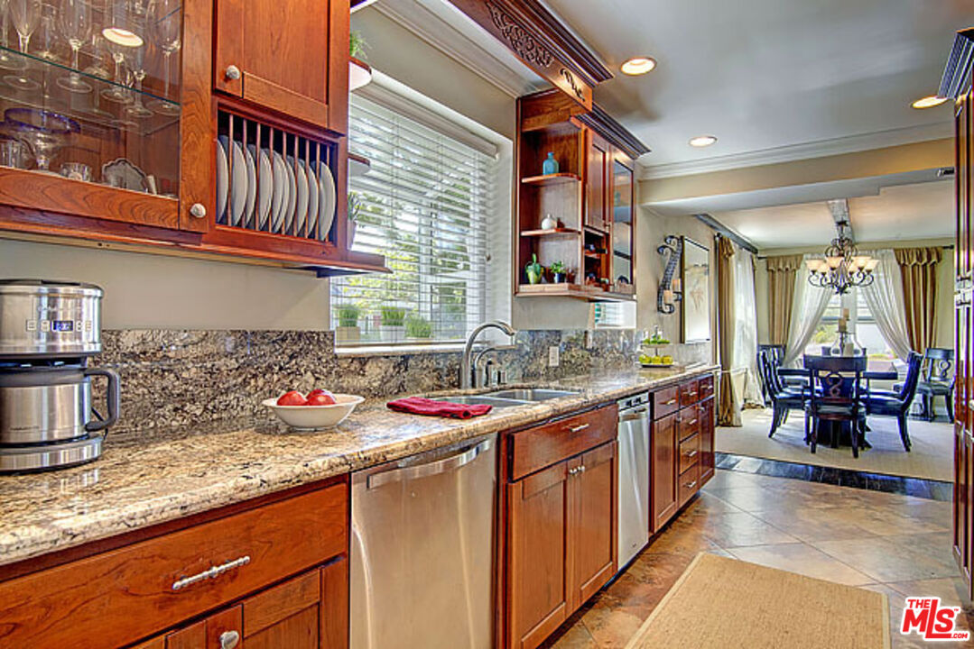 Westchester, California, 90045, United States, 4 Bedrooms Bedrooms, ,1 BathroomBathrooms,Residential,For Sale,1917458