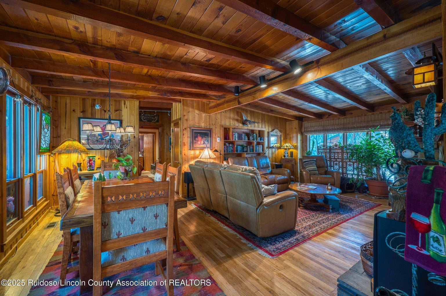 Ruidoso, New Mexico, 88345, United States, 3 Bedrooms Bedrooms, ,3 BathroomsBathrooms,Residential,For Sale,1859757
