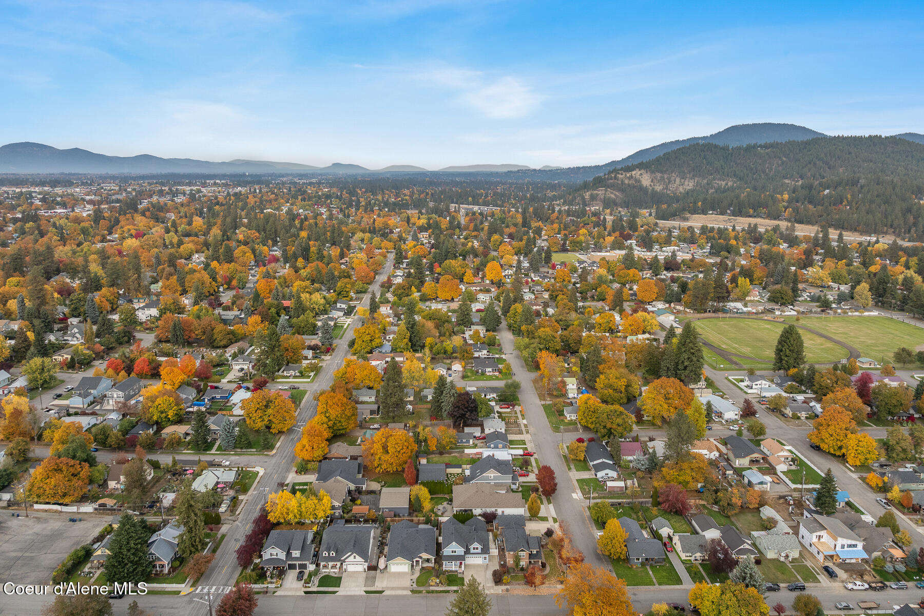 Coeur d'Alene, Idaho, 83814, United States, 3 Bedrooms Bedrooms, ,4 BathroomsBathrooms,Residential,For Sale,1976141