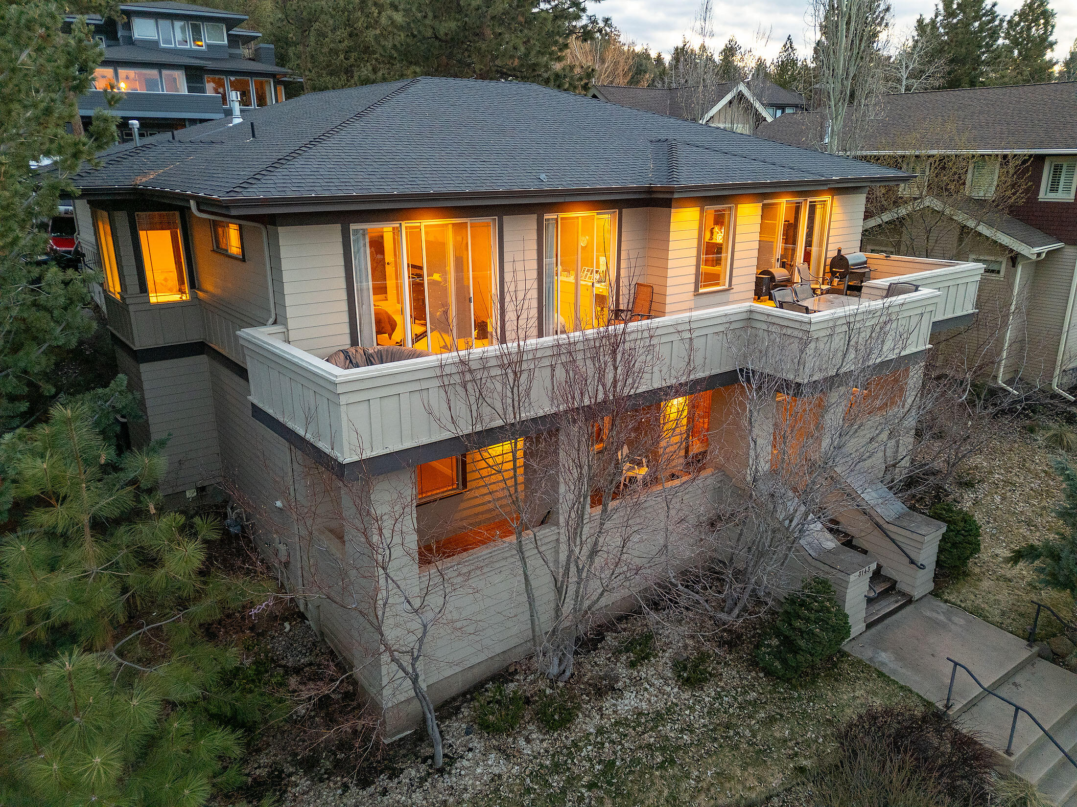 Bend, Oregon, 97703, United States, 4 Bedrooms Bedrooms, ,3 BathroomsBathrooms,Residential,For Sale,1805310