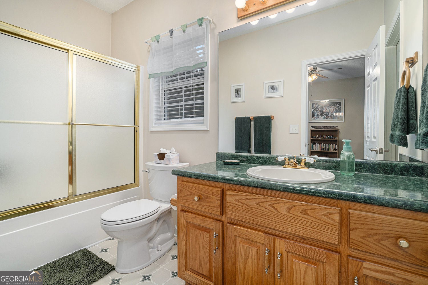 White, Georgia, 30184, United States, 4 Bedrooms Bedrooms, ,4 BathroomsBathrooms,Residential,For Sale,1988781