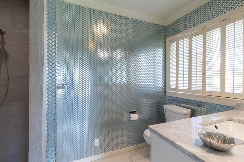 Weatherford, Texas, 76086, United States, 3 Bedrooms Bedrooms, ,4 BathroomsBathrooms,Residential,For Sale,1974864