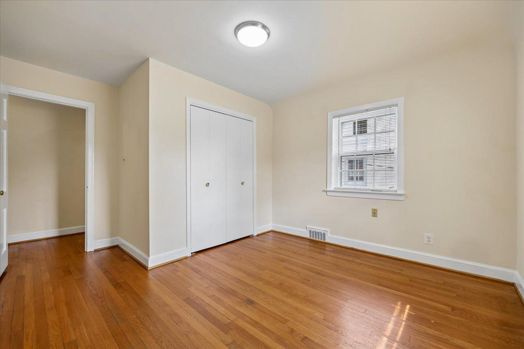  5805 Roosevelt Street, Bethesda, MD, 20817 - 物件實景