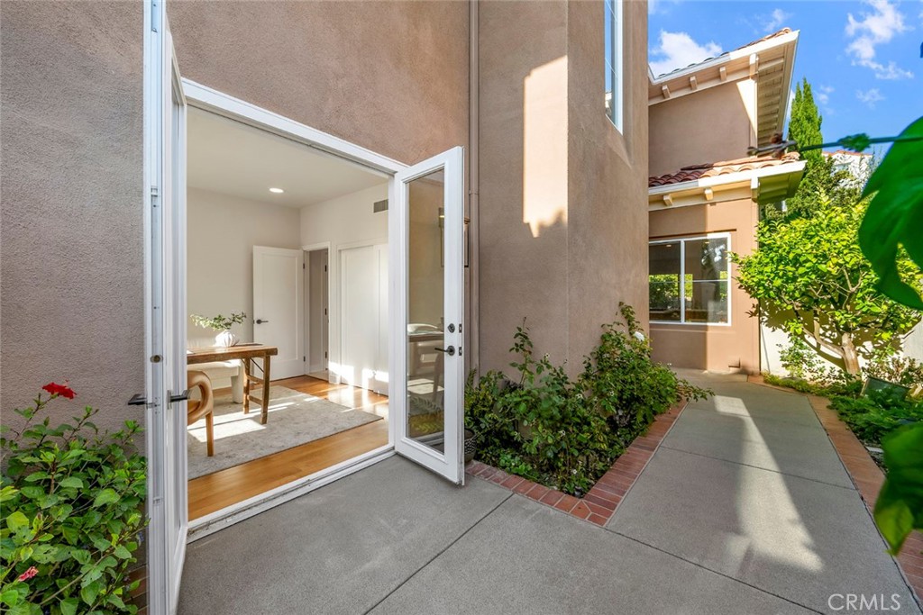 Newport Coast, California, 92657, United States, 4 Bedrooms Bedrooms, ,3 BathroomsBathrooms,Residential,For Sale,2001808