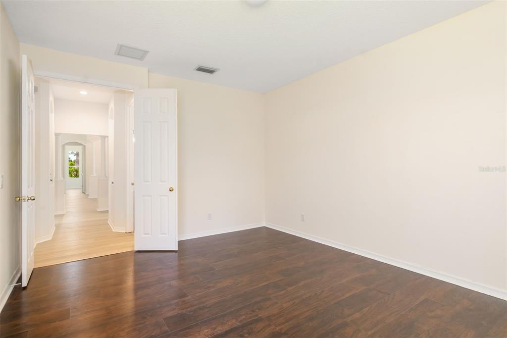 University Park, Florida, 34201, United States, 4 Bedrooms Bedrooms, ,4 BathroomsBathrooms,Residential,For Sale,1876189