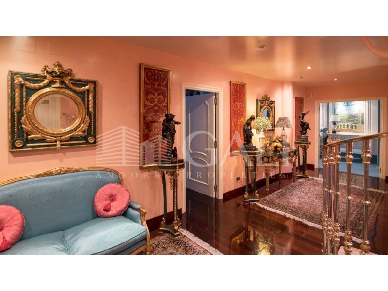 Andorra la Vella, Andorra, AD, 5 Bedrooms Bedrooms, ,4 BathroomsBathrooms,Residential,For Sale,1627592