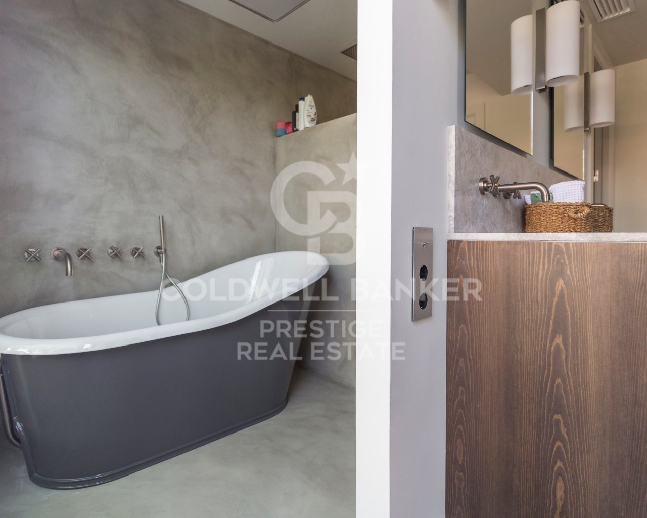 Barcelona, Catalonia, ES, 2 Bedrooms Bedrooms, ,3 BathroomsBathrooms,Residential,For Sale,1449046