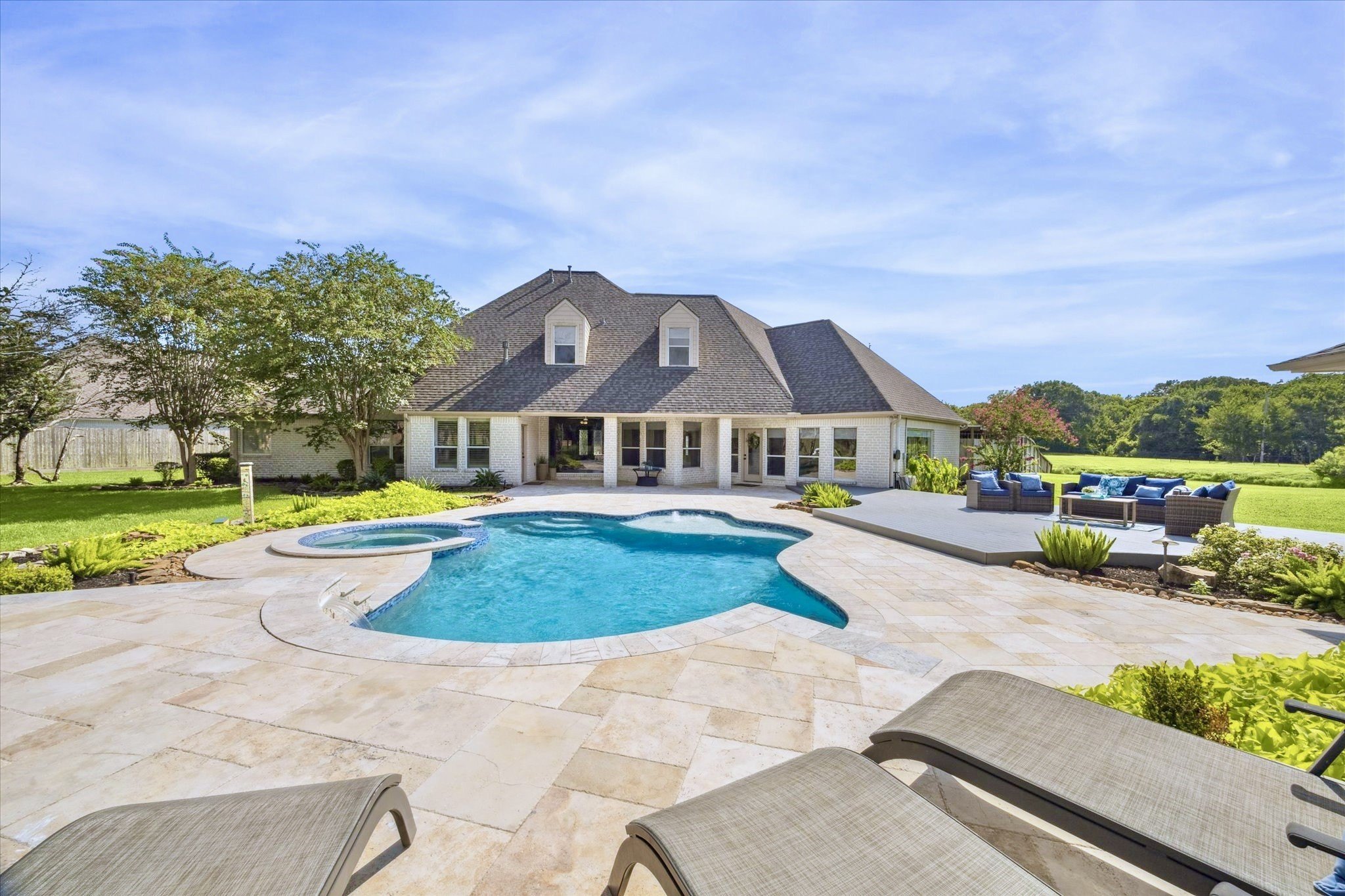 Friendswood, Texas, 77546, United States, 3 Bedrooms Bedrooms, ,5 BathroomsBathrooms,Residential,For Sale,1908024