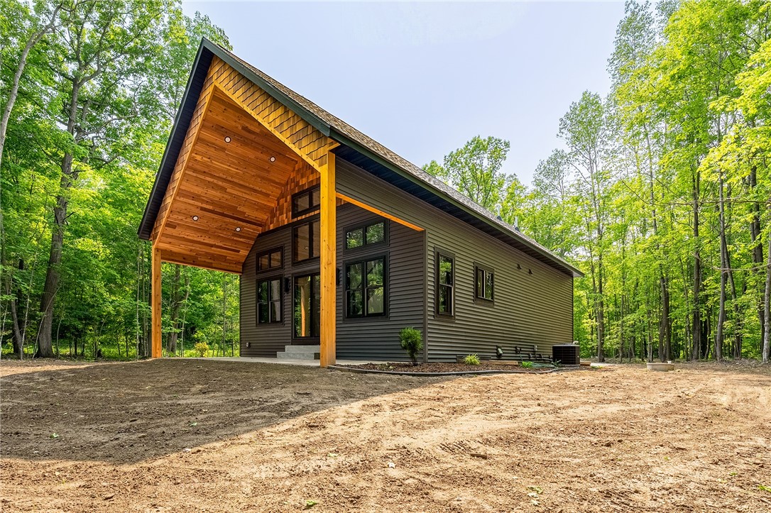 Bloomer, Wisconsin, 54724, United States, 3 Bedrooms Bedrooms, ,3 BathroomsBathrooms,Residential,For Sale,1751158