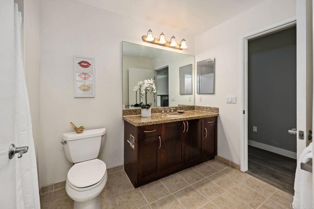 San Diego, California, 92101, United States, 1 Bedroom Bedrooms, ,1 BathroomBathrooms,Residential,For Sale,1898272