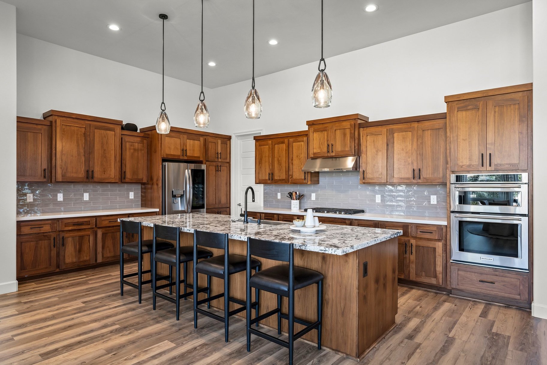  Private Luxury Retreat in Verdi with Custom Designer Finishes & Peavine Views - 物件實景