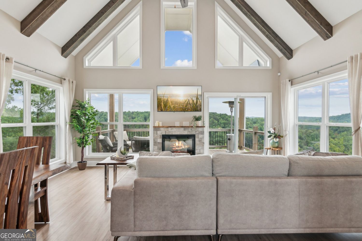 Ellijay, Georgia, 30540, United States, 3 Bedrooms Bedrooms, ,3 BathroomsBathrooms,Residential,For Sale,1858970