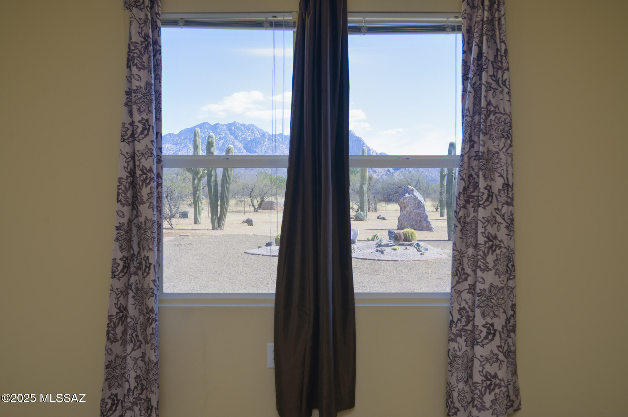 Amado, Arizona, 85645, United States, 5 Bedrooms Bedrooms, ,4 BathroomsBathrooms,Residential,For Sale,1752997