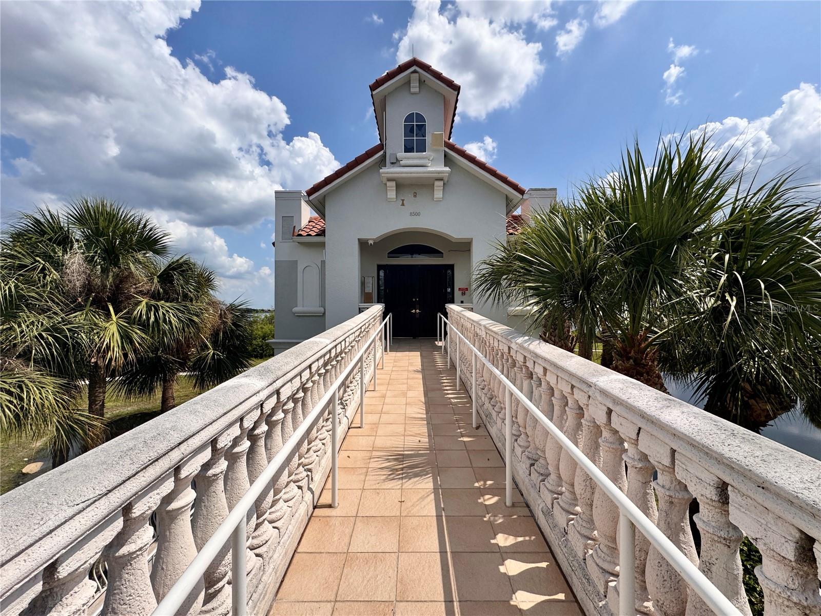 ORLANDO, Florida, 32836, United States, 5 Bedrooms Bedrooms, ,6 BathroomsBathrooms,Residential,For Sale,1983203