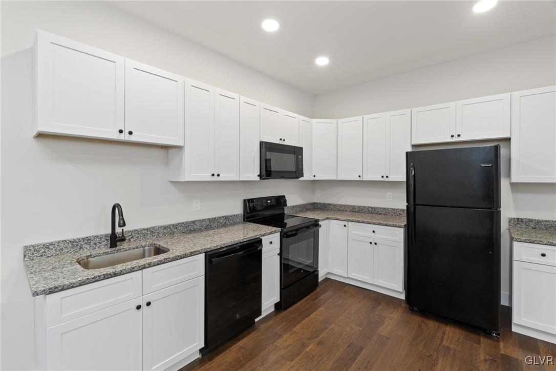 Allentown City, Pennsylvania, 18109, United States, 5 Bedrooms Bedrooms, ,5 BathroomsBathrooms,Residential,For Sale,1759200