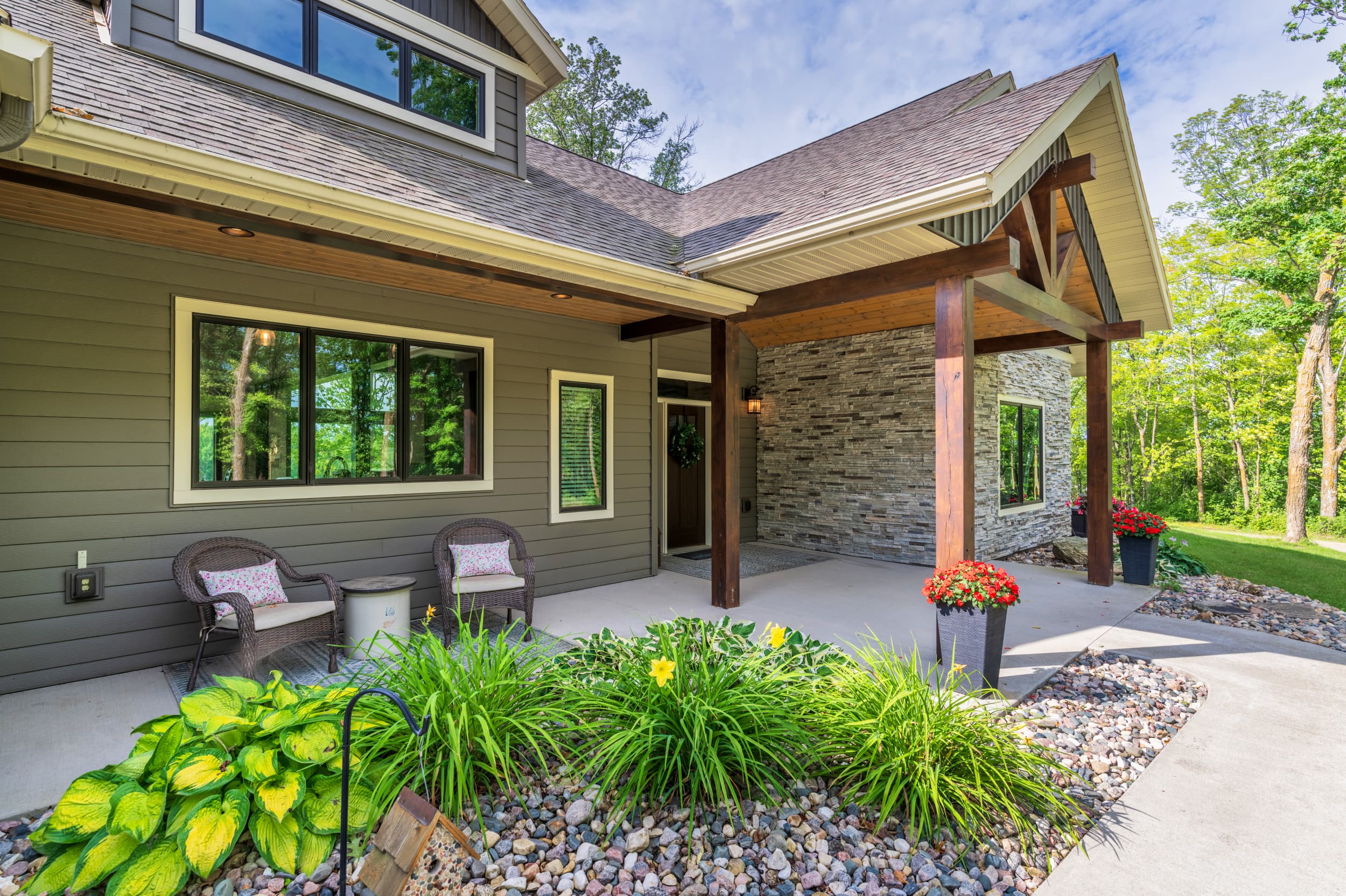 Clearbrook, Minnesota, 56634, United States, 4 Bedrooms Bedrooms, ,3 BathroomsBathrooms,Residential,For Sale,1921675