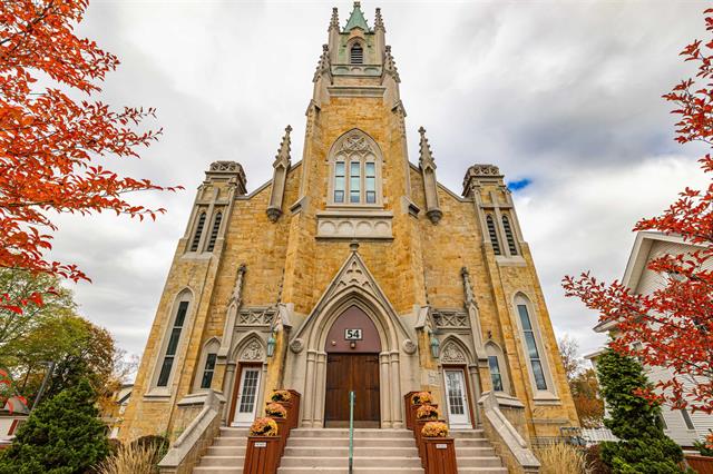 Concord, New Hampshire, 03301, United States, 3 Bedrooms Bedrooms, ,2 BathroomsBathrooms,Residential,For Sale,1986061